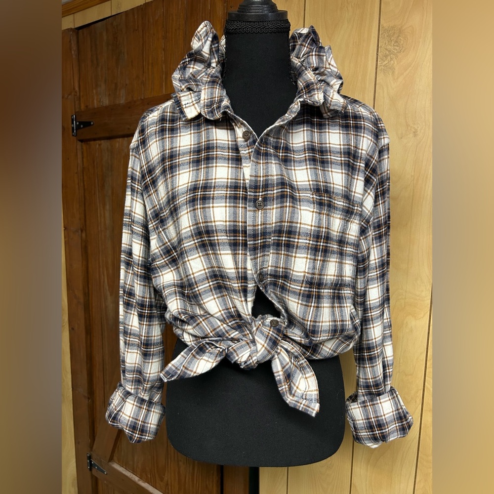 croft & barrow Plaid Button-Up Shirt in White, Blue, Brown